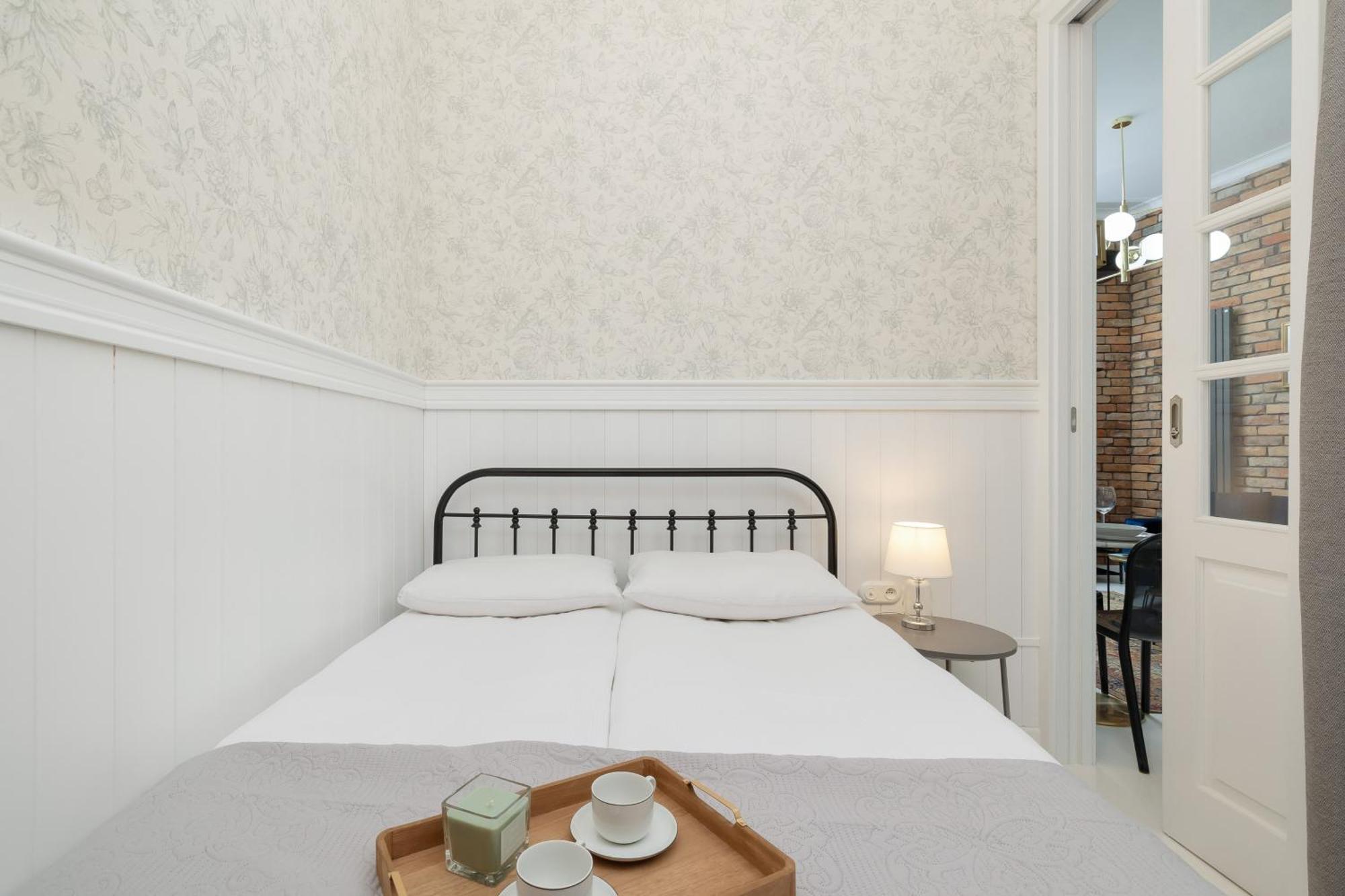 Dietla One Bedroom Apartments With Air Conditioning & Balcony By Noclegi Renters Cracóvia Exterior foto